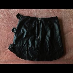 Fashion Nova Mini Skirt XS